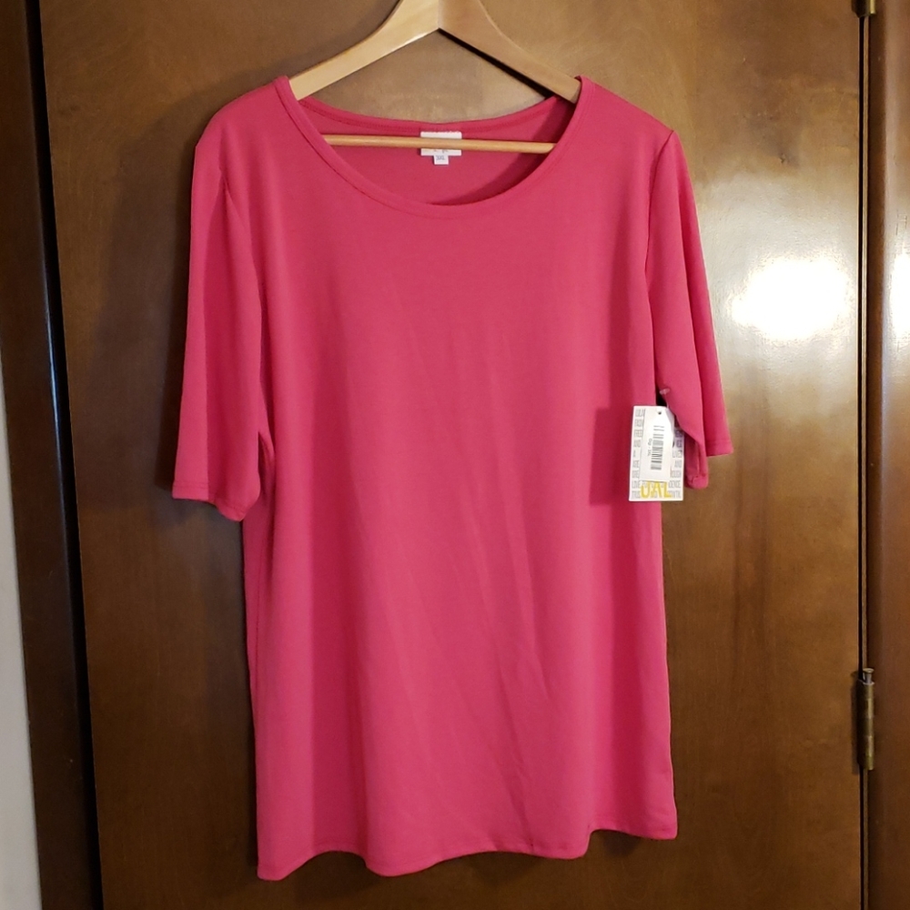 Lularoe Gigi short sleeve top